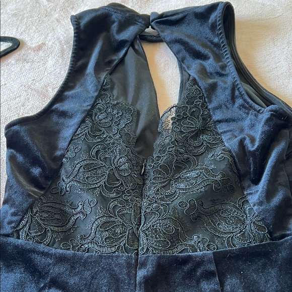 Forever 21 Black Velvet Sleeveless Romper - Picture 9 of 10